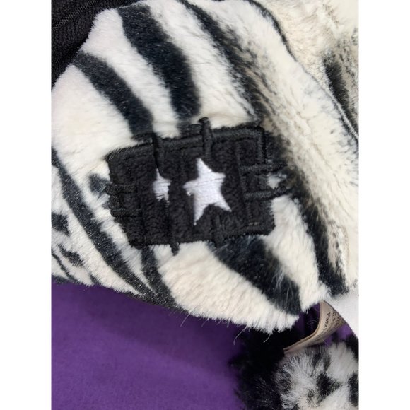Scentsy Buddy 2012 Black and White Zebra Plush 9 inch Sitting - Picture 8 of 13